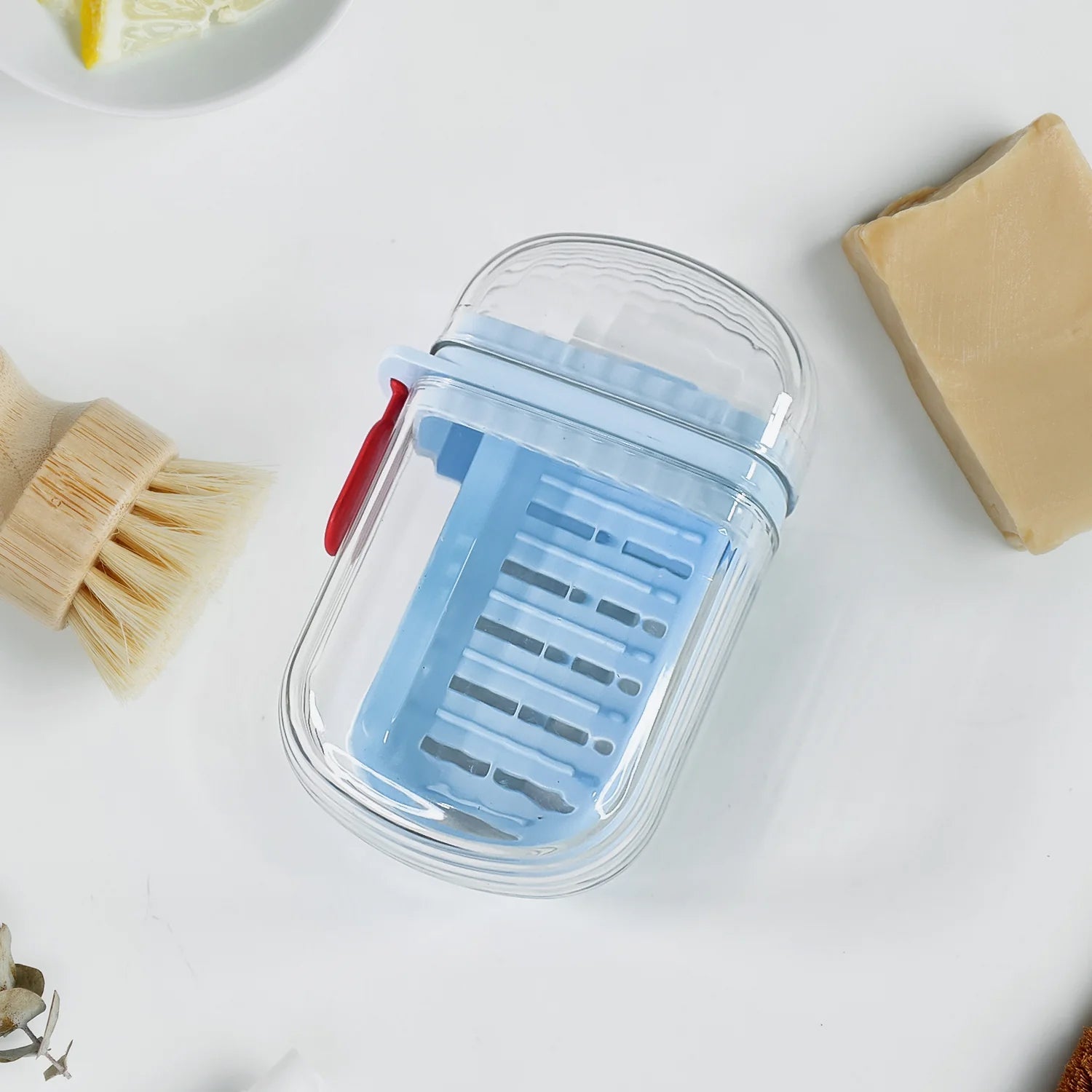 Soap Box with Built-In Drain Tray – Portable & Hygienic Storage Case