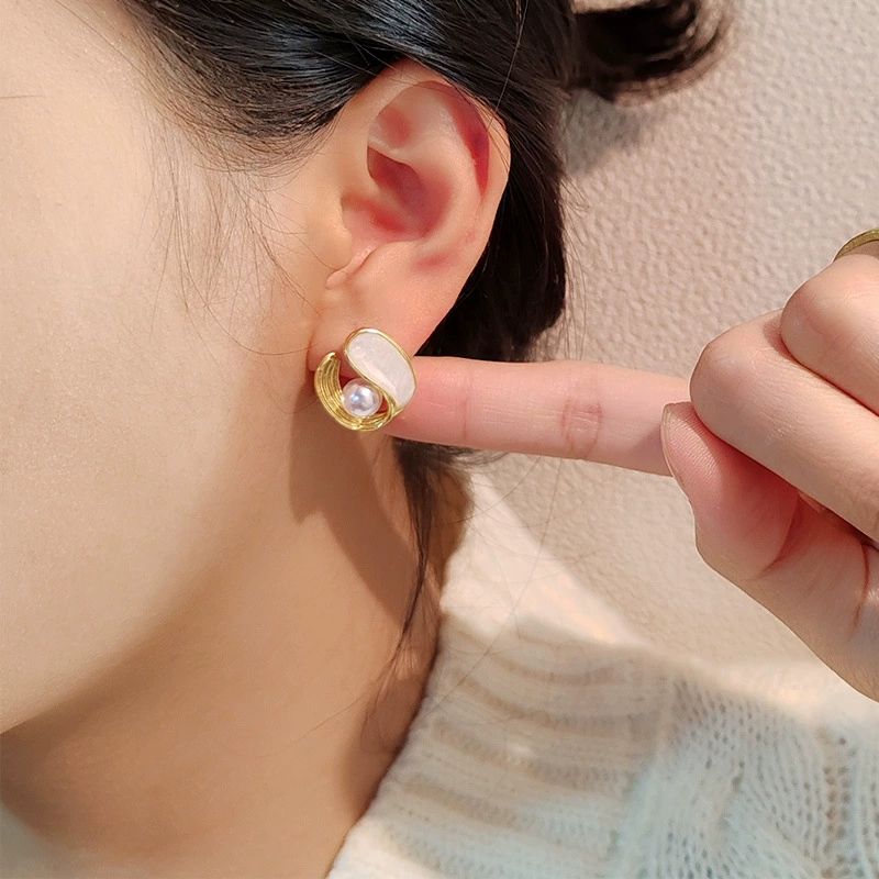 Pearl & Enamel Sculpted Stud Earrings