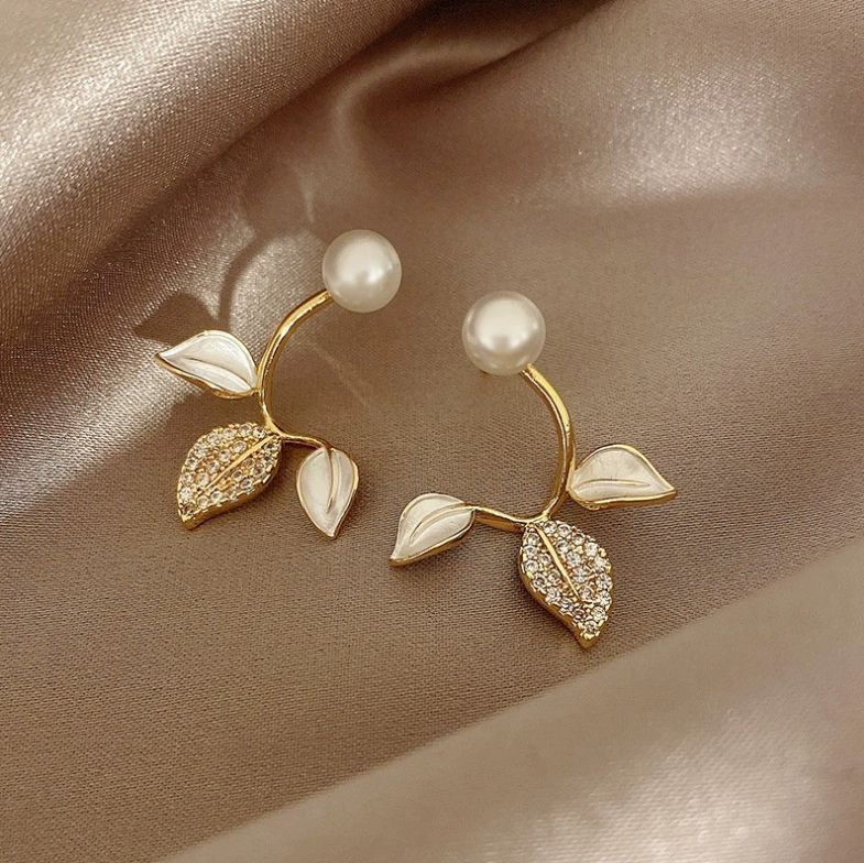 Pearl & Leaf Arc Earrings
