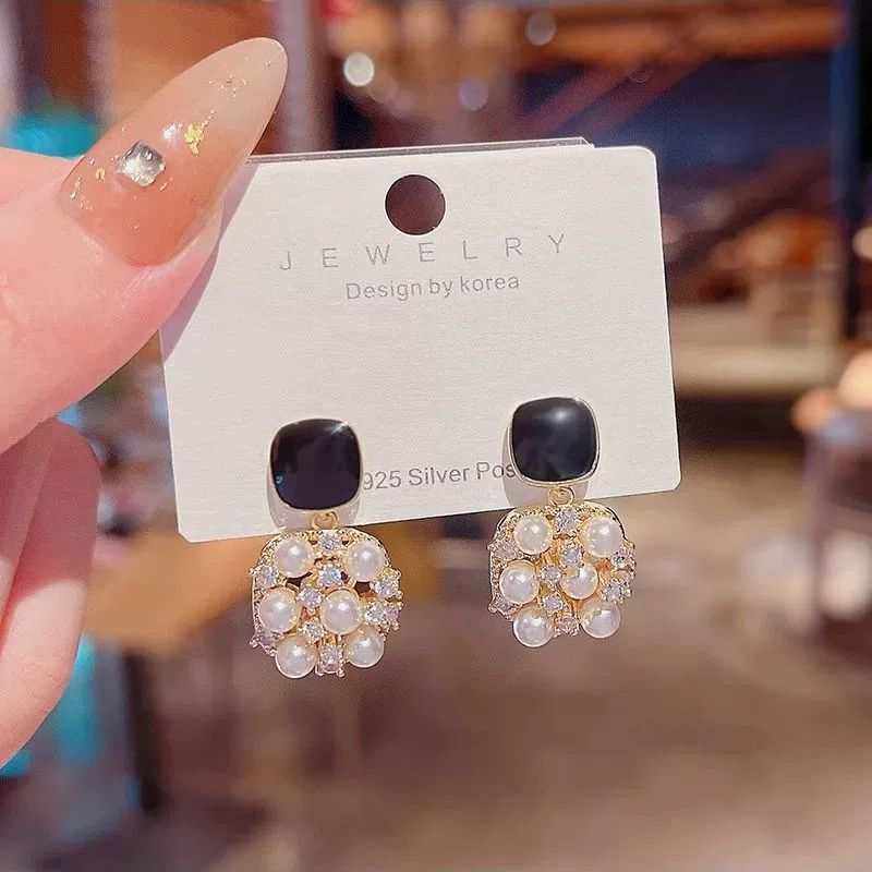  Elegant Pearl & Crystal Cluster Drop Earringss with black enamel square stud and gold-tone frame