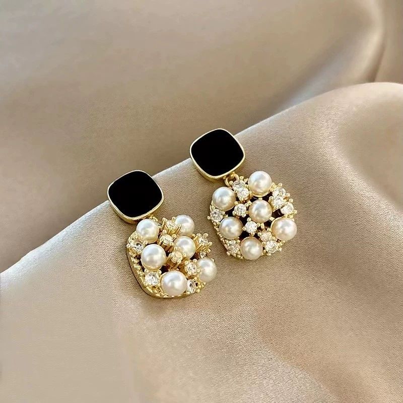 Elegant Pearl & Crystal Cluster Drop Earrings
