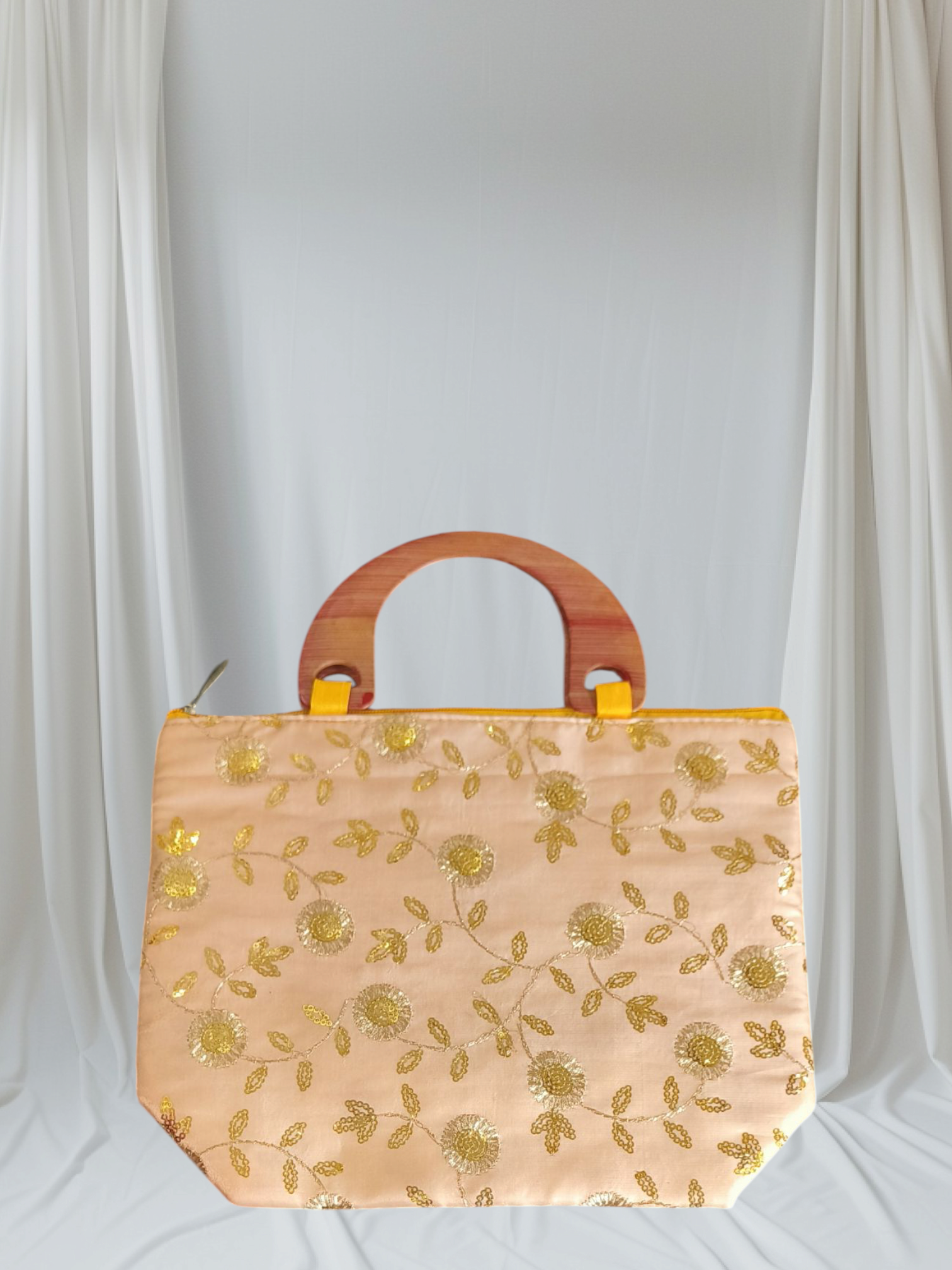 Elegant Embroidered Handbag with Wooden Handles