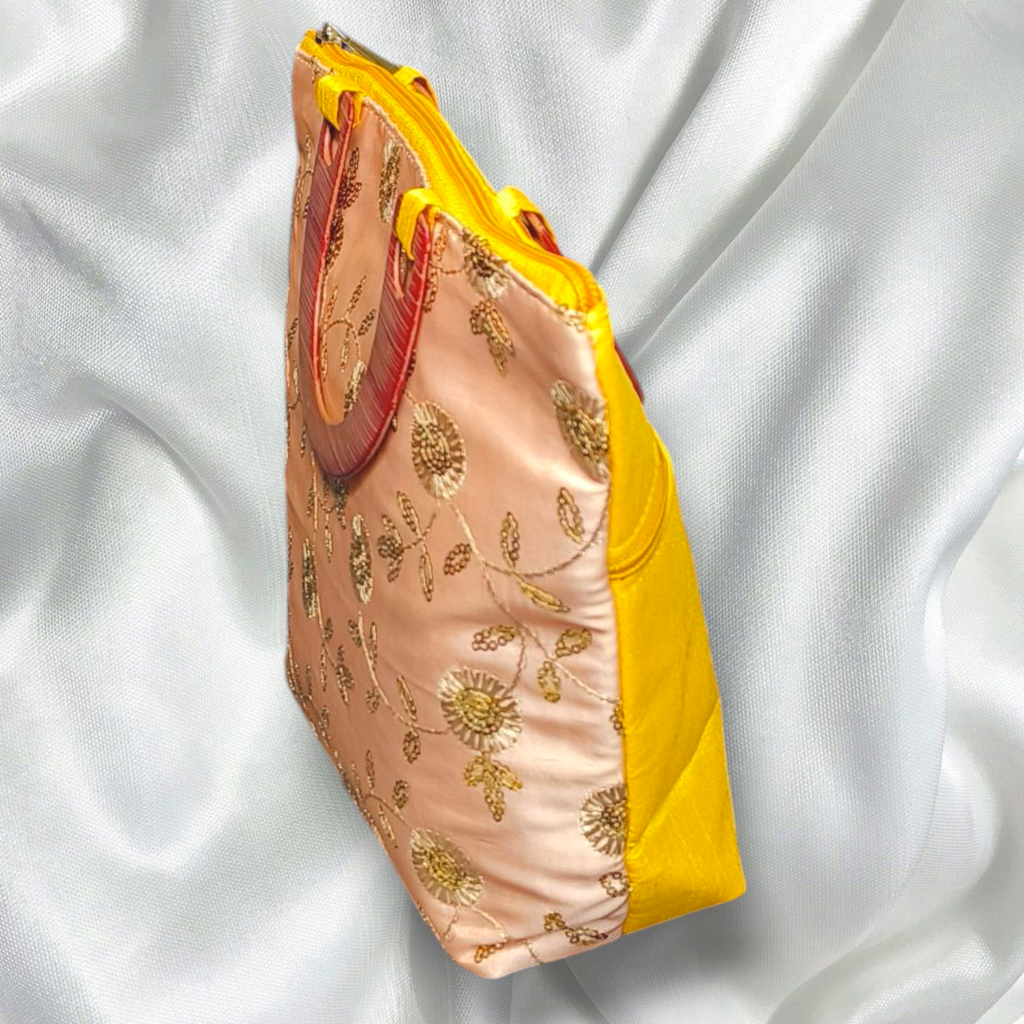 Elegant Embroidered Handbag with Wooden Handles