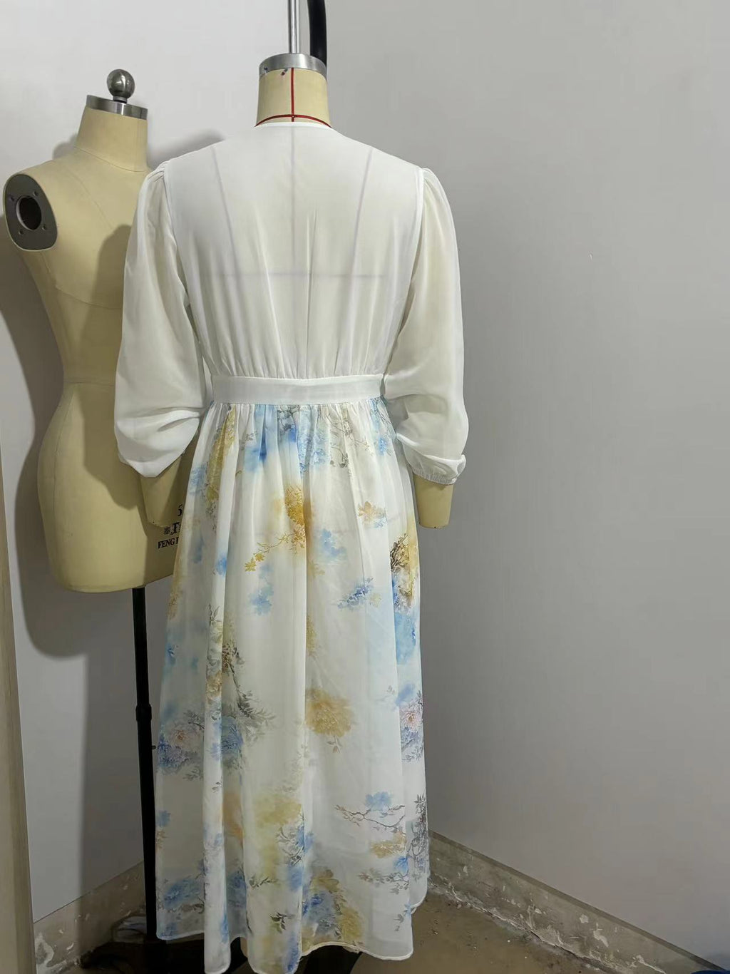 Polyester Digital Printing Long-Sleeved V Neck Splicing Long Skirt Dress